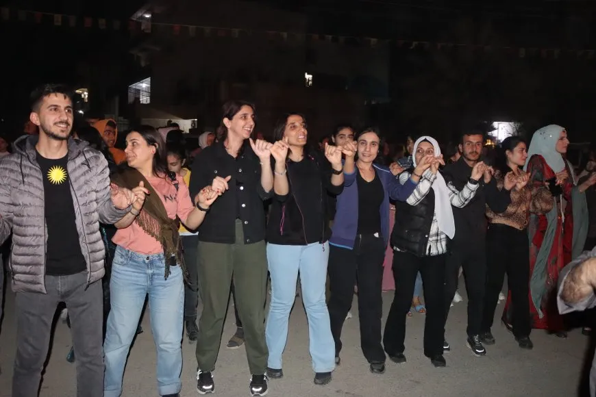 شعلة نوروز 2025 تضيء سماء شمال وشرق سوريا واحتفالات تعكس القوة والأمل