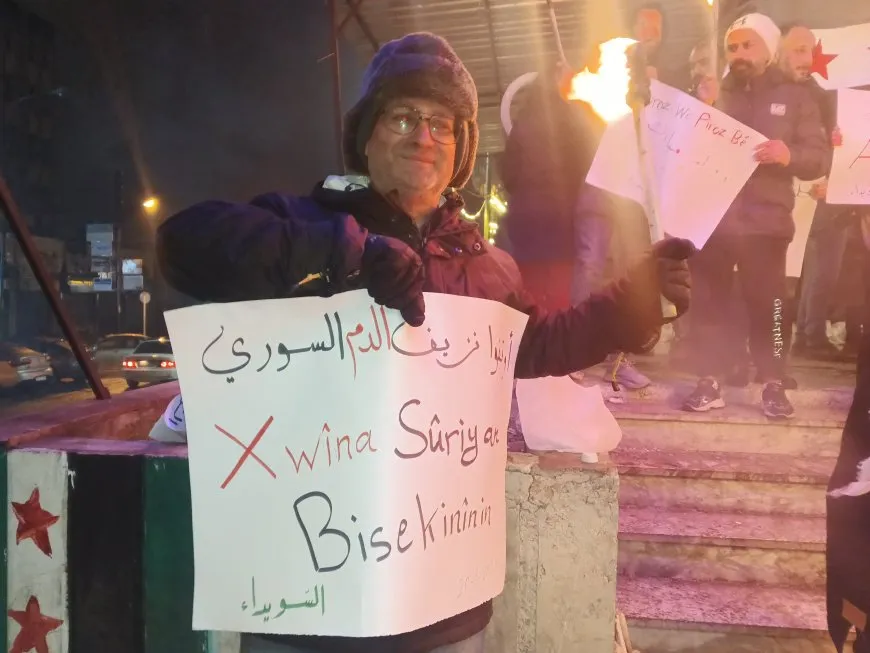 السويداء توقد شعلة نوروز شعارها " الوحدة والحرية"