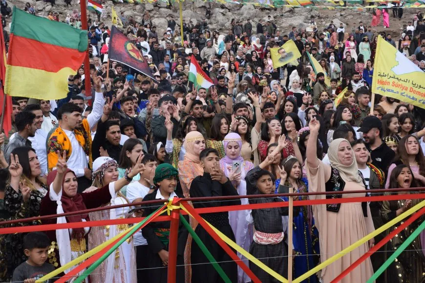 انتهاء فعاليات نوروز بالتأكيد على تصعيد المقاومة والنضال