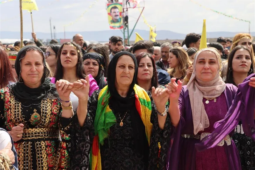 انتهاء فعاليات نوروز بالتأكيد على تصعيد المقاومة والنضال