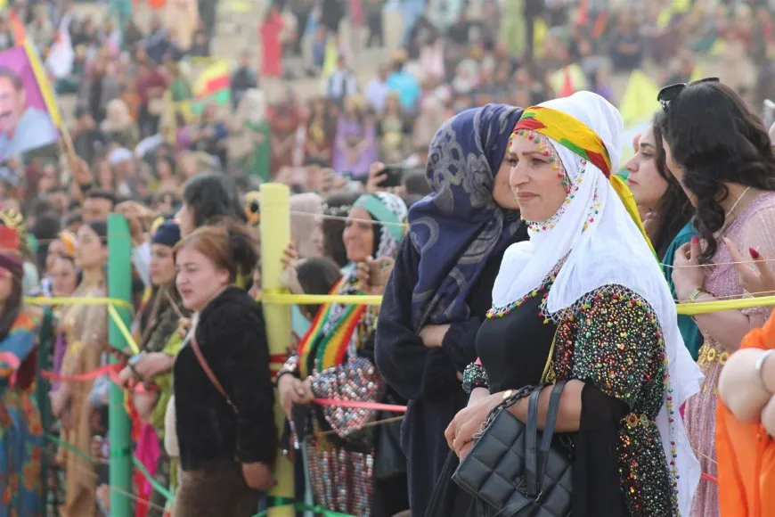 انتهاء فعاليات نوروز بالتأكيد على تصعيد المقاومة والنضال