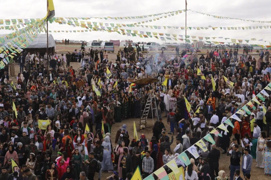 انتهاء فعاليات نوروز بالتأكيد على تصعيد المقاومة والنضال