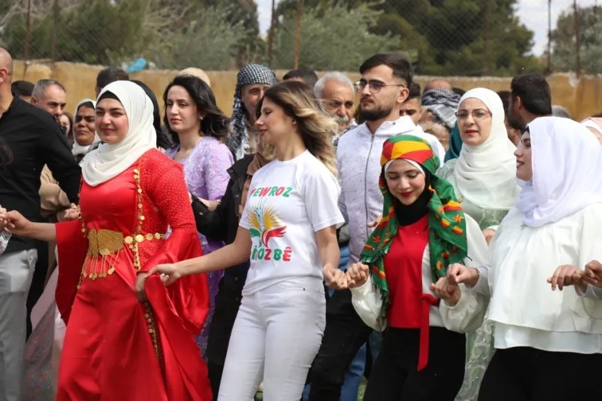 انتهاء فعاليات نوروز بالتأكيد على تصعيد المقاومة والنضال