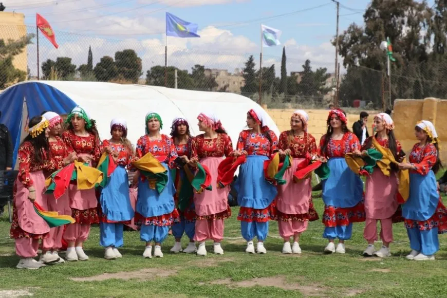 انتهاء فعاليات نوروز بالتأكيد على تصعيد المقاومة والنضال