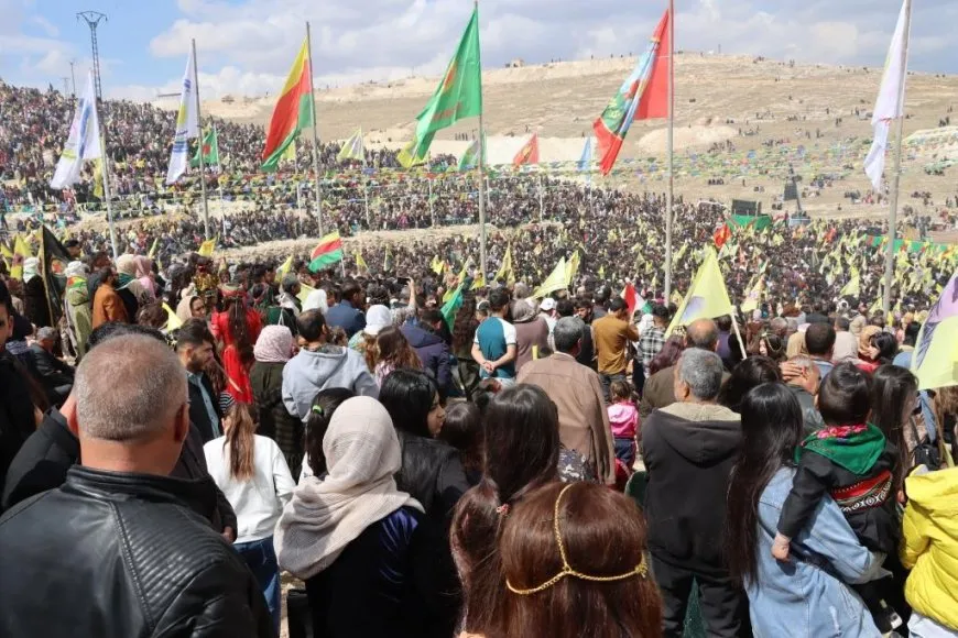 انتهاء فعاليات نوروز بالتأكيد على تصعيد المقاومة والنضال