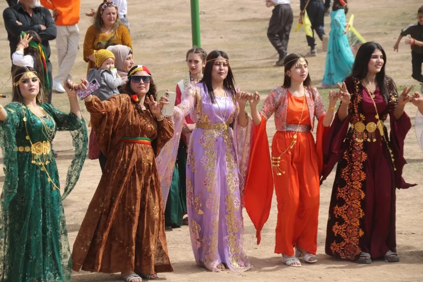 انتهاء فعاليات نوروز بالتأكيد على تصعيد المقاومة والنضال