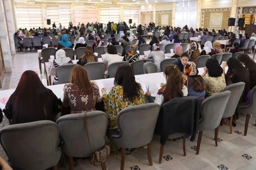"المرأة الكردية تسطّر صفحة جديدة"