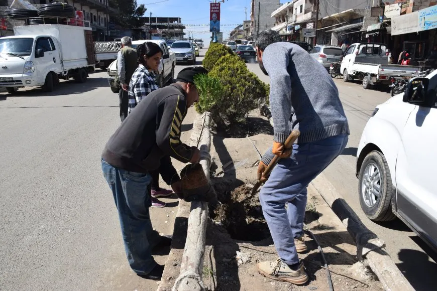 بلدية الشعب تطلق حملة تشجير في مدينة كركي لكي 