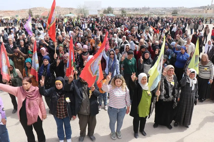 التعهد بتحقيق أهداف الشهداء في مراسم تشييع المقاتل برخدان شيراوا