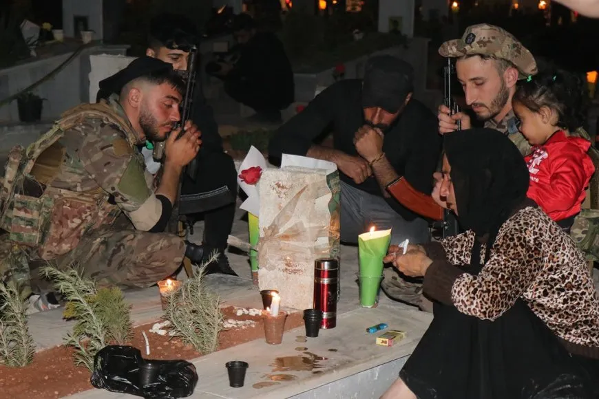إيقاد الشموع على أضرحة الشهداء في أسبوع البطولة