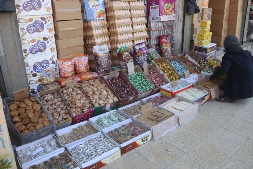 أهالي الرقة والطبقة ودير الزور يتحضرون لاستقبال العيد