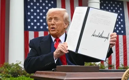 واشنطن تفرض رسوماً جديدة على 180 دولة حول العالم وسط موجة استنكار عالمي