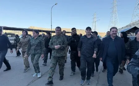قيادتا قسد ووحدات حماية المرأة تصلان إلى سد تشرين
