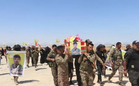 تشيع جثمان مقاتل قسد جهاد عبد القادر في دير الزور