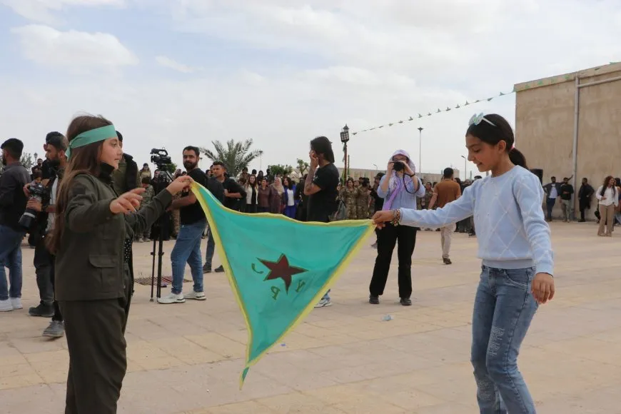وحدات حماية المرأة تحتفل بالذكرى الثانية عشرة لتأسيسها