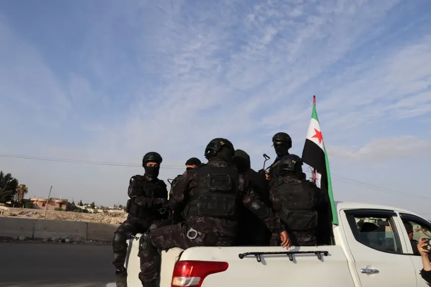 القوات العسكرية التي خرجت من حيي الشيخ مقصود والأشرفية تصل مقاطعة الطبقة
