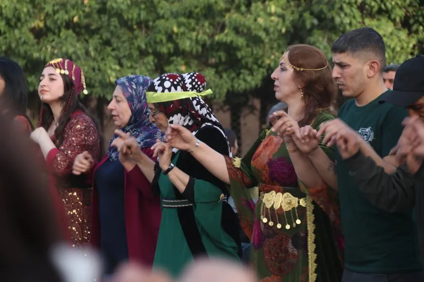 احتفالات حاشدة بذكرى ميلاد القائد عبد الله أوجلان