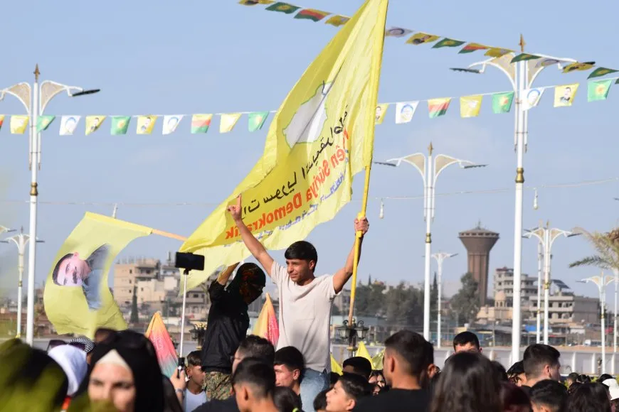 احتفالات حاشدة بذكرى ميلاد القائد عبد الله أوجلان