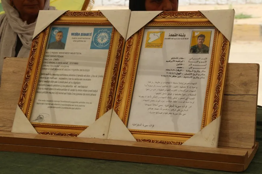 تقديم واجب العزاء لذوي شهيدين في مدينة قامشلو