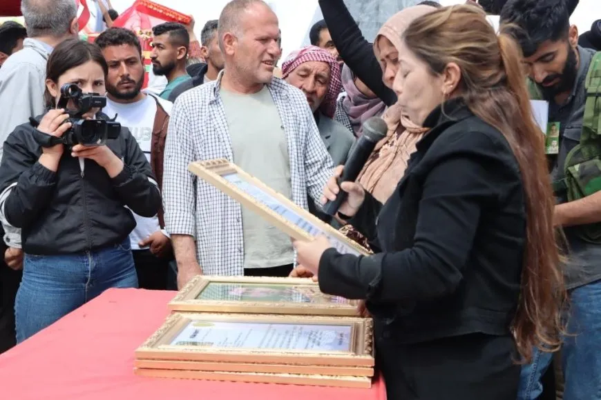 تشييع جثامين 5 شهداء في كوباني بمراسم مهيبة