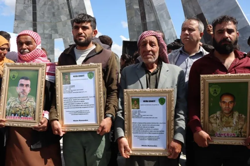 تشييع جثامين 5 شهداء في كوباني بمراسم مهيبة