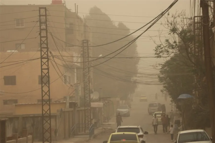 عاصفة غبارية تضرب عدة مدن في مقاطعة الجزيرة