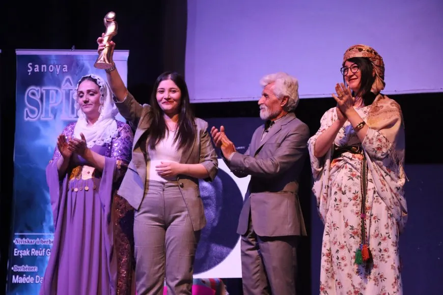 مهرجان الشهيد يكتا هركول ينهي فعالياته بتقديم الجوائز