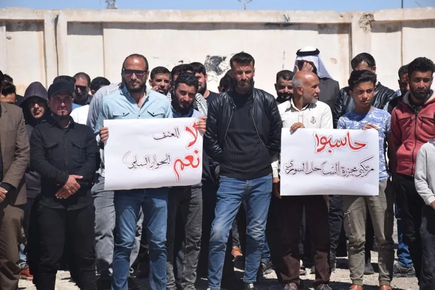 مكونات شمال وشرق سوريا تندد بعرقلة إيصال المساعدات إلى الساحل السوري