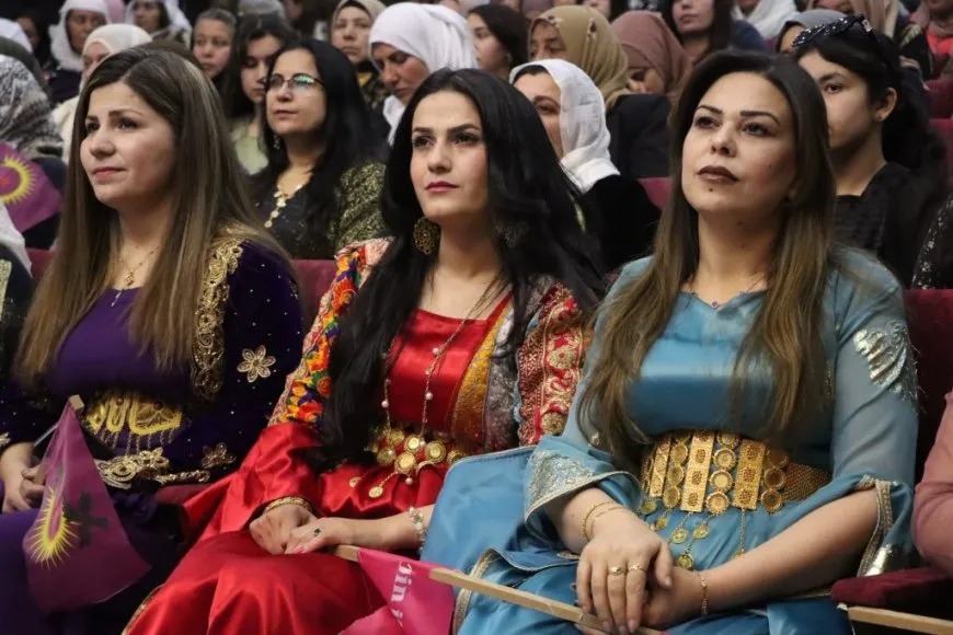 مؤتمر ستار في مقاطعة الفرات يحتفل بذكرى تأسيس منظومة المرأة الكردستانية