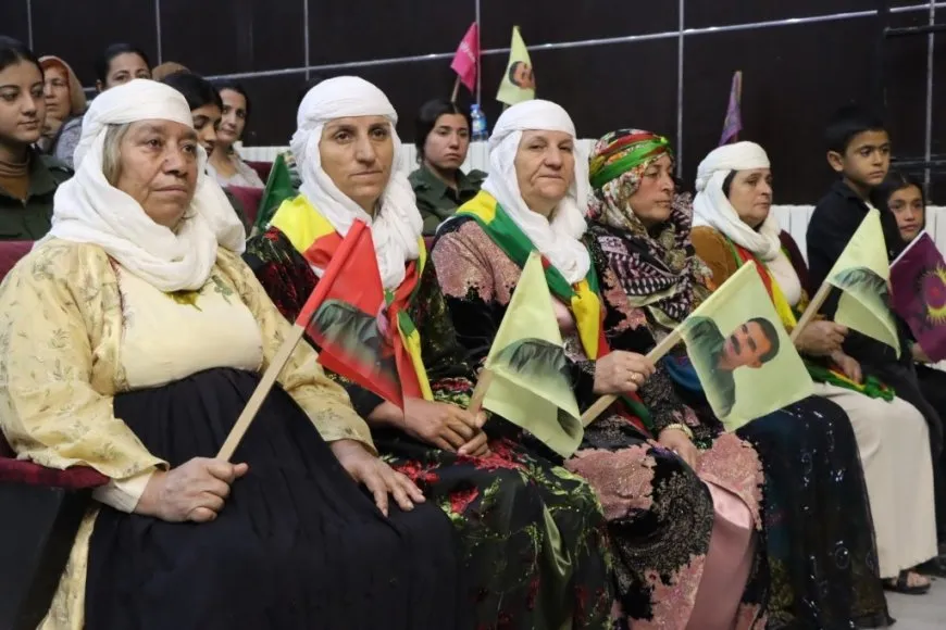 مؤتمر ستار في مقاطعة الفرات يحتفل بذكرى تأسيس منظومة المرأة الكردستانية