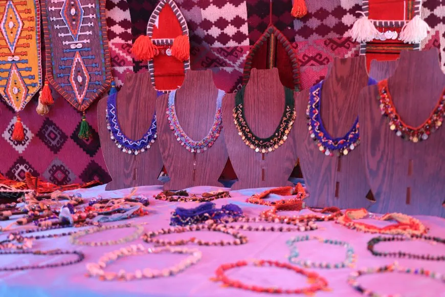 مهرجان أدب وفن المرأة يحيي الحرف اليدوية والتقليدية