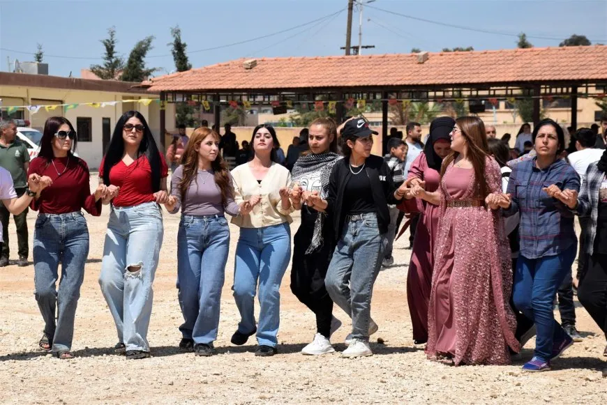 احتفال جماهيري لإحياء الذكرى 20 لتأسيس منظومة المرأة الكردستانية 