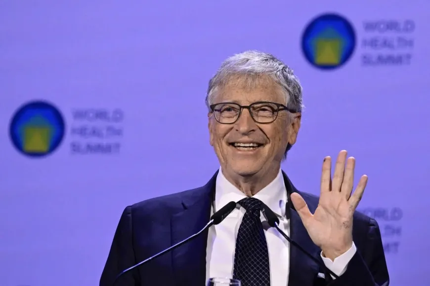 الذكاء الاصطناعي سيحل محل الأطباء والمعلمين بحلول 2035