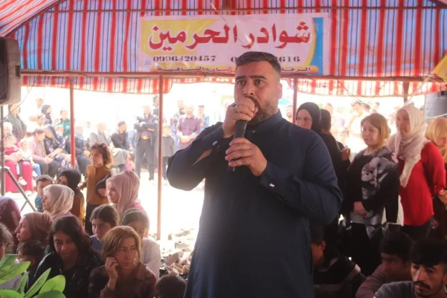 تقديم واجب العزاء لذوي 3 شهداء في الرقة