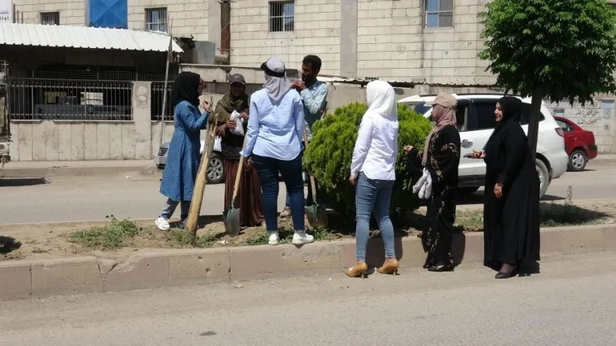 تكريم عاملات بمناسبة عيد العمال العالمي في مقاطعة الرقة