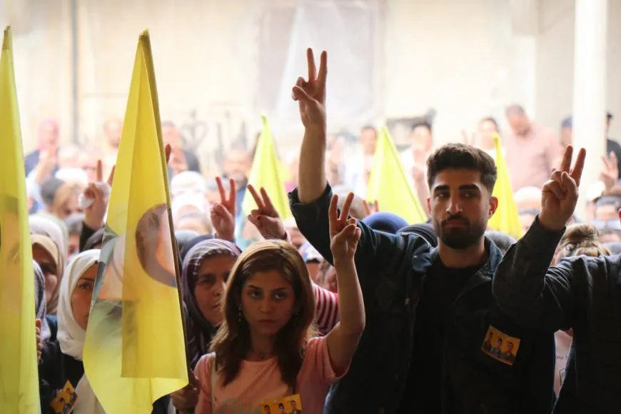 مراسم غيابية لثلاثة شهداء من قوات سوريا الديمقراطية في حلب