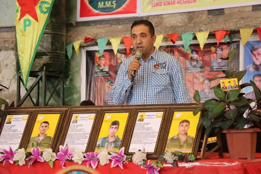 تقديم واجب العزاء لذوي 3 مقاتلين لقسد في حلب