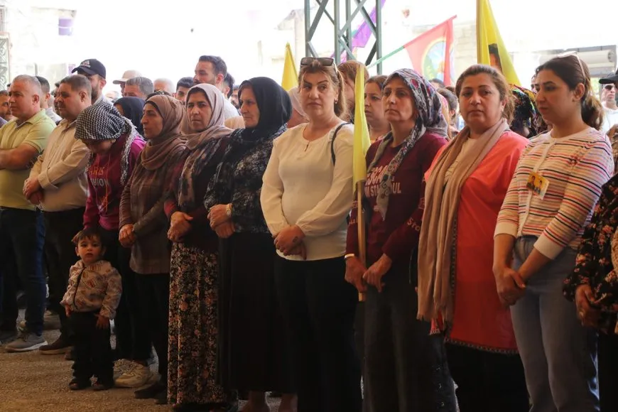 تقديم واجب العزاء لذوي 3 مقاتلين لقسد في حلب