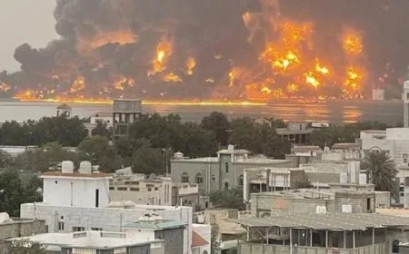 غارات إسرائيلية مكثفة على اليمن تخرج مطار العاصمة عن الخدمة