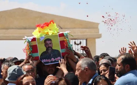تشييع جثمان الشهيد كوران في قوات سوريا الديمقراطية