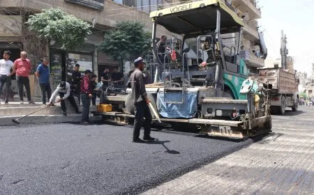 تعبيد الشوارع في حيي الشيخ مقصود والأشرفية
