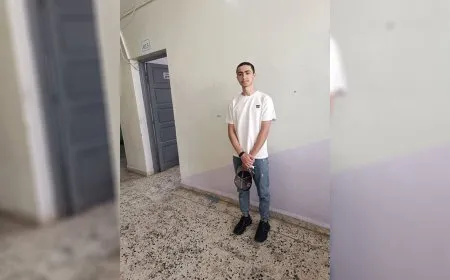 طالب يكمل الامتحانات وحيداً في ثانوية كمال عبيد بالسويداء