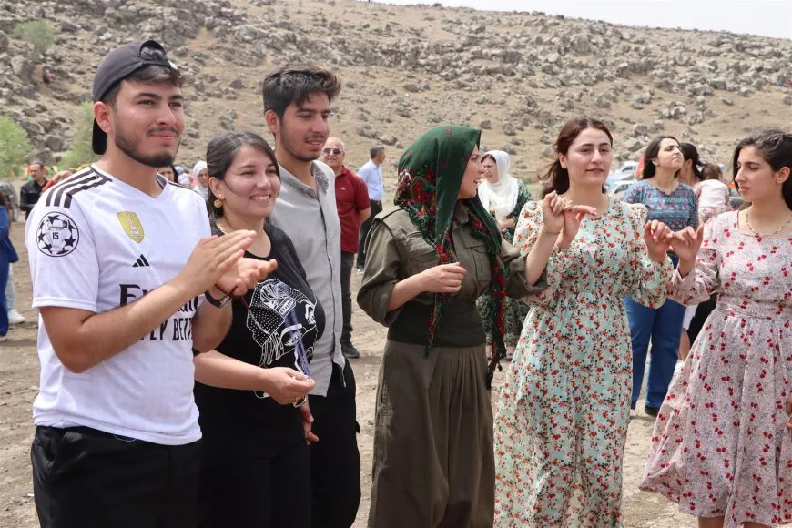 انطلاق الاحتفالات بيوم العمال العالمي في مقاطعة الجزيرة
