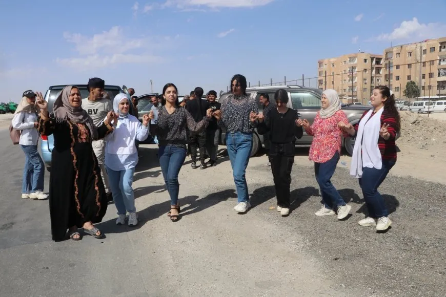 دفعة جديدة من أهالي مقاطعة الجزيرة تتوجّه إلى سد تشرين 