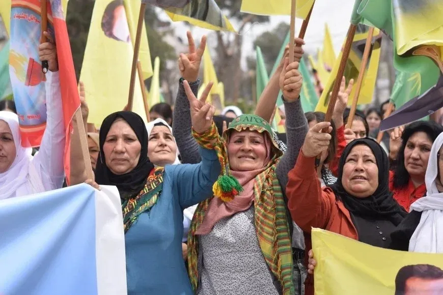 "يجب على الدولة التركية الاستجابة لنداء القائد"