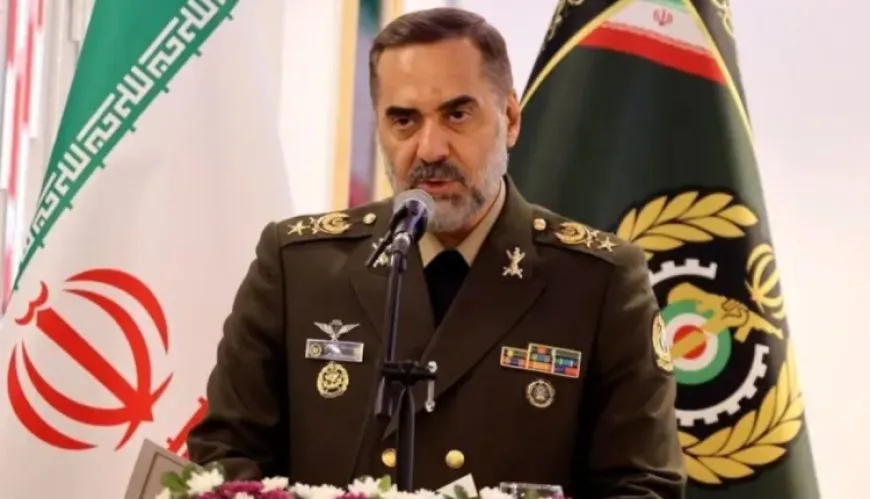وزير الدفاع الإيراني يهدد باستهداف القواعد الأمريكية