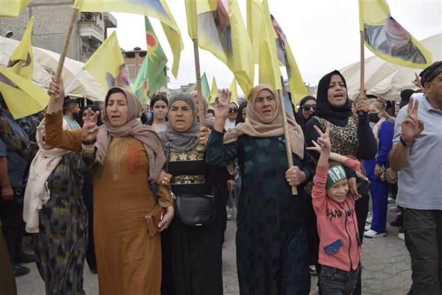 خيمة عزاء لشهيد السلام والديمقراطية سري سريا أوندر في الحسكة
