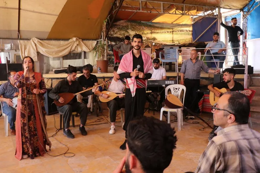 توزيع شهادات اللغة الكردية في حلب احتفاءً بيوم اللغة الكردية