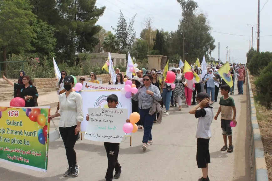 مسيرات جماهيرية حاشدة في الجزيرة تدعو للاعتراف باللغة الكردية دستورياً