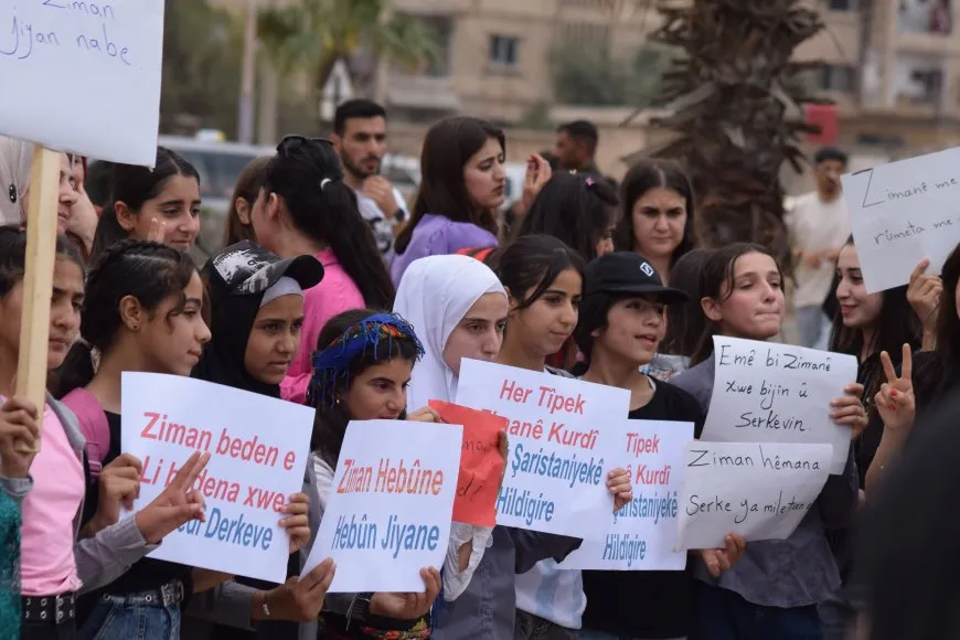مسيرات جماهيرية حاشدة في الجزيرة تدعو للاعتراف باللغة الكردية دستورياً
